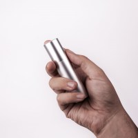 15ml-SILVER-CASE-MALE-HAND-1-148